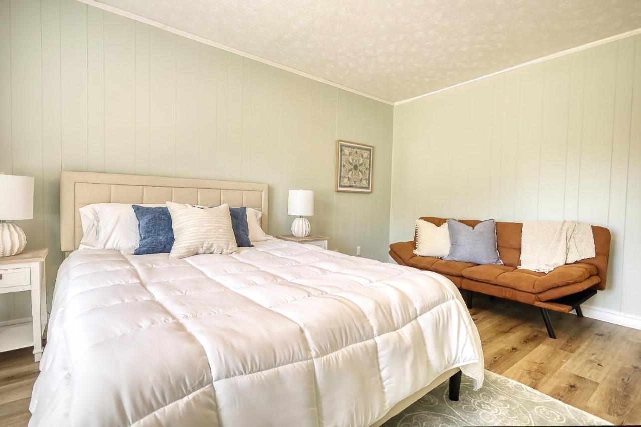 Coastal Cottage 1/2 Mile From Covington Square Extérieur photo