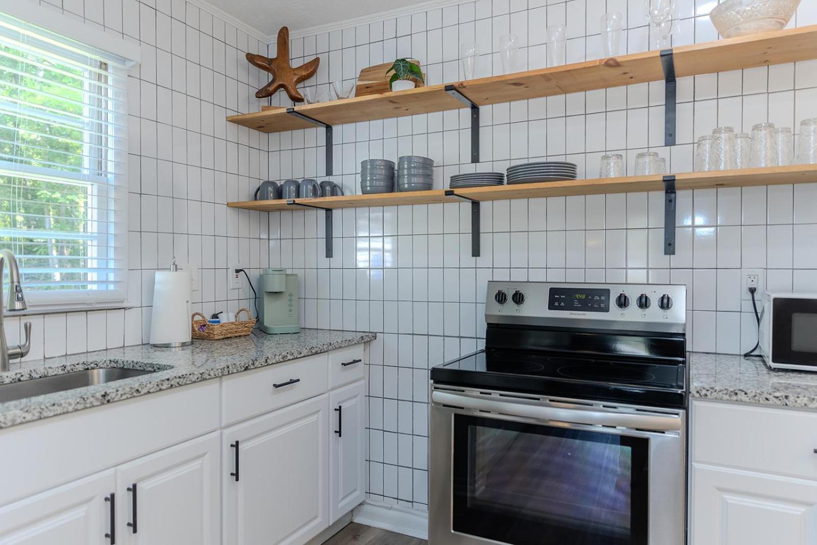 Coastal Cottage 1/2 Mile From Covington Square Extérieur photo