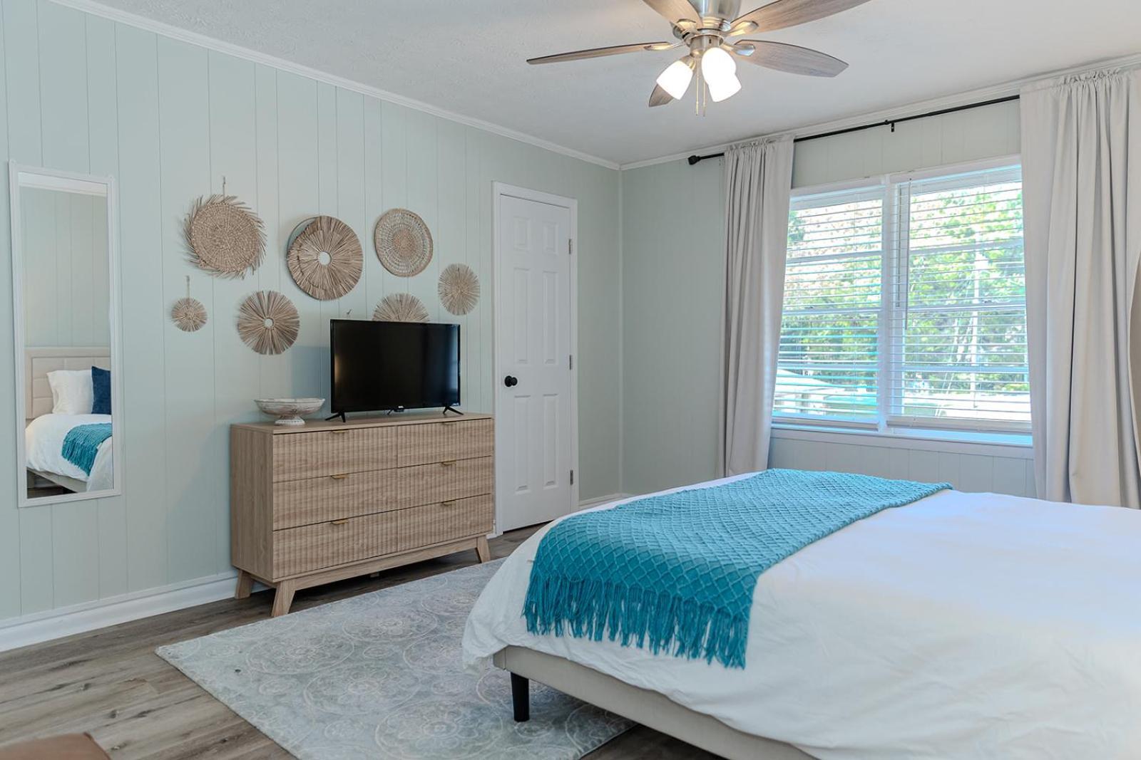 Coastal Cottage 1/2 Mile From Covington Square Extérieur photo