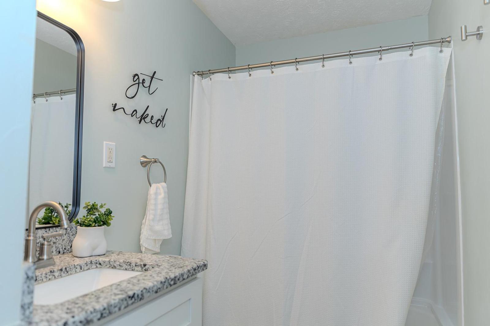 Coastal Cottage 1/2 Mile From Covington Square Extérieur photo